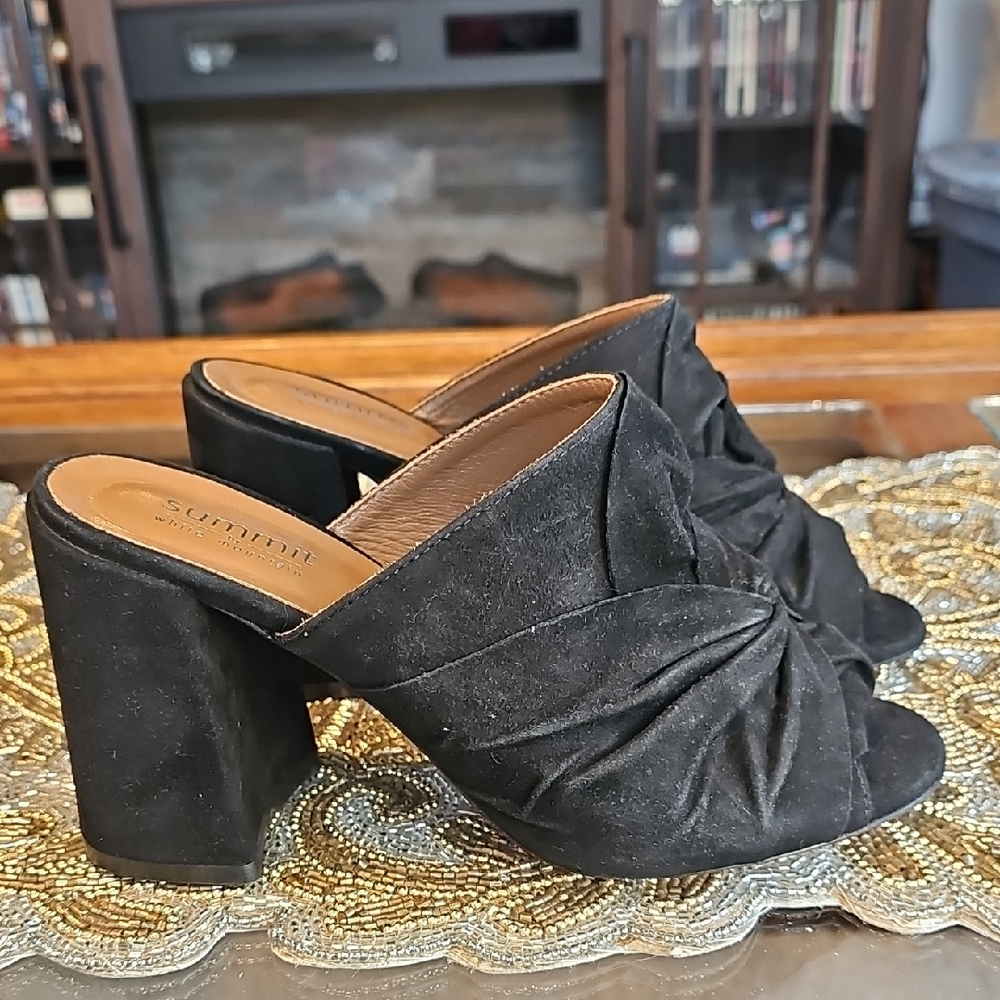 White Mountain Black Women's Mules